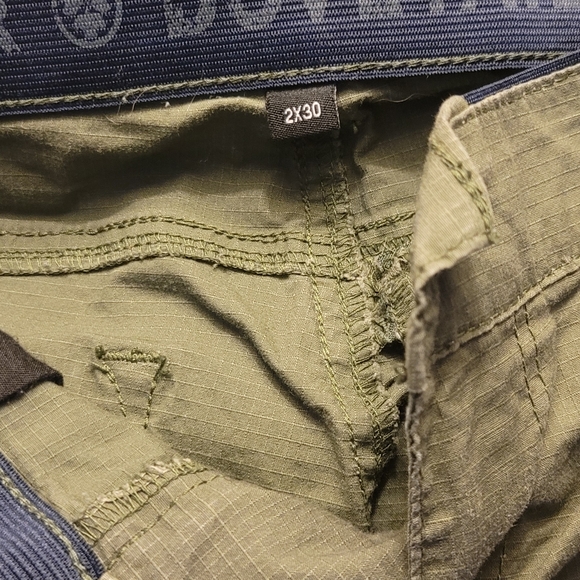 Dovetail Workwear Britt X Ultra Light Ripstop in Lichen Green - Picture 5 of 6